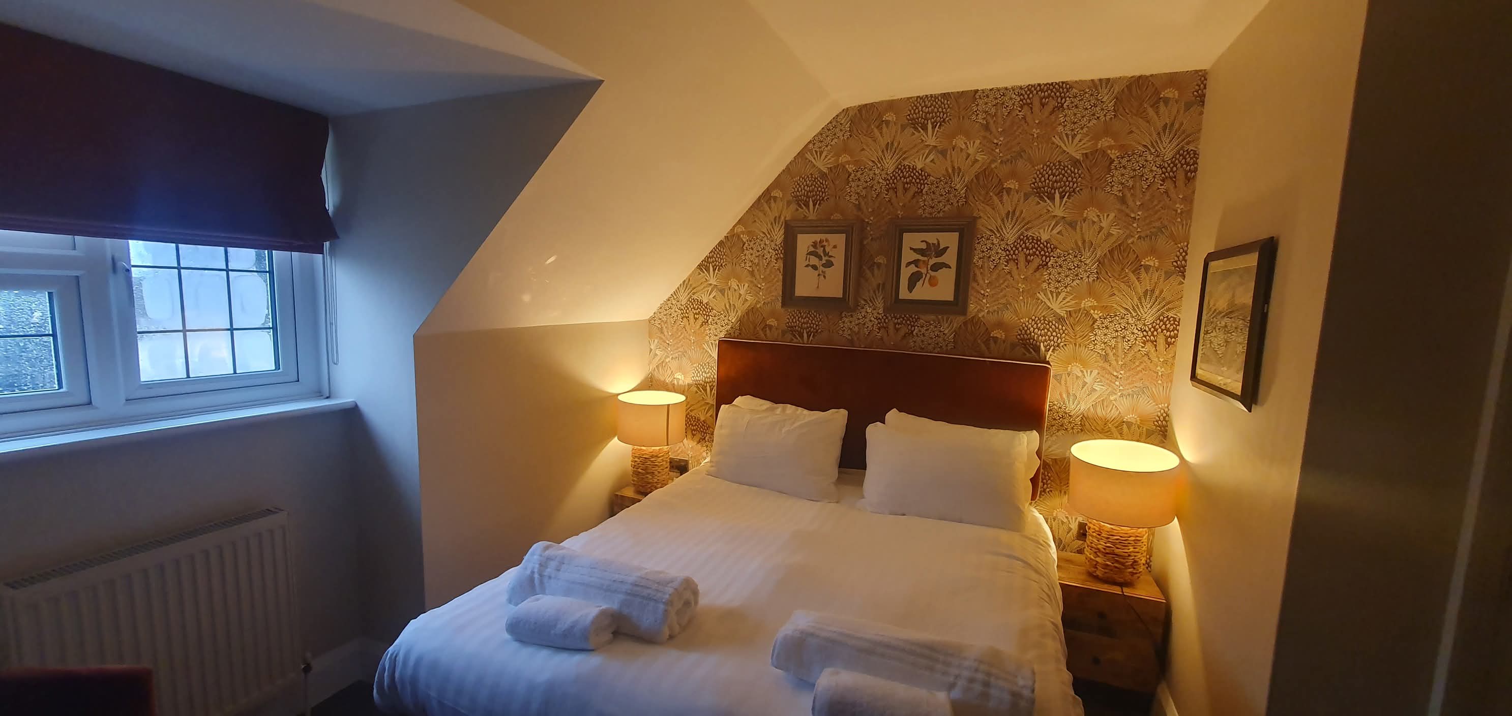 The Fighting Cocks Pub